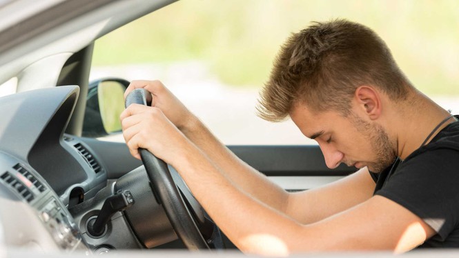 Điểm qua những biện pháp tránh ngủ gật sau tay lái cho tài xế 1