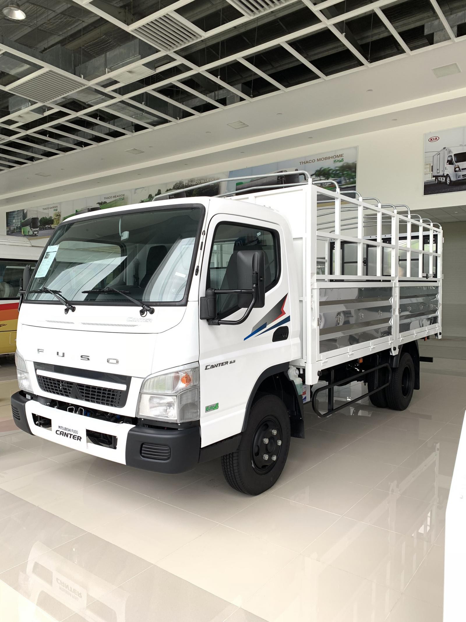 Bán xe tải Mitsubishi Fuso Canter 6.5 tải trong 3,4T