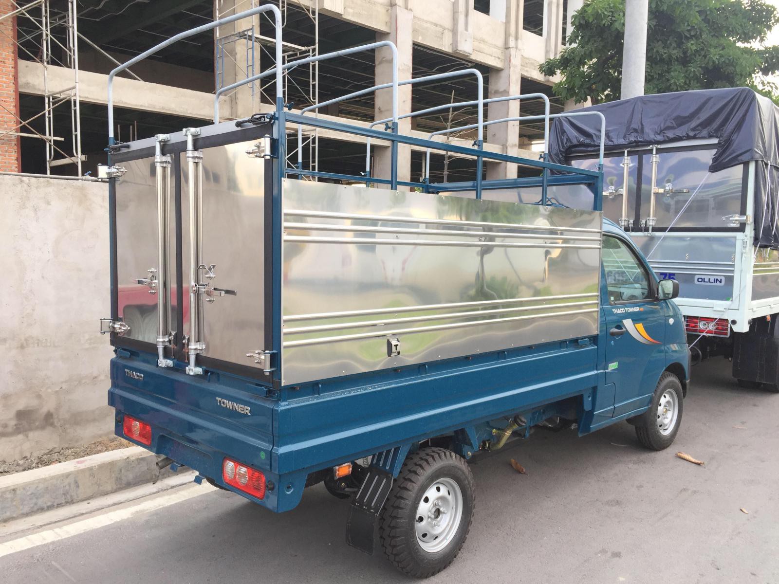 Thaco TOWNER 2020 - Bán xe tải máy xăng Towner990 thùng bạt 990KG trả góp tại Thaco An Sương