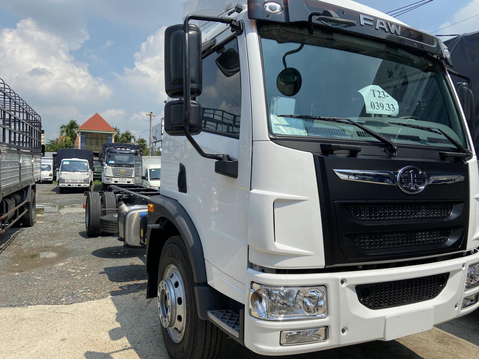 Howo La Dalat 2019 - Xe tải FAW 9 tấn thùng dài 7m5 đời 2020 nhập khẩu, hỗ trợ trả góp 