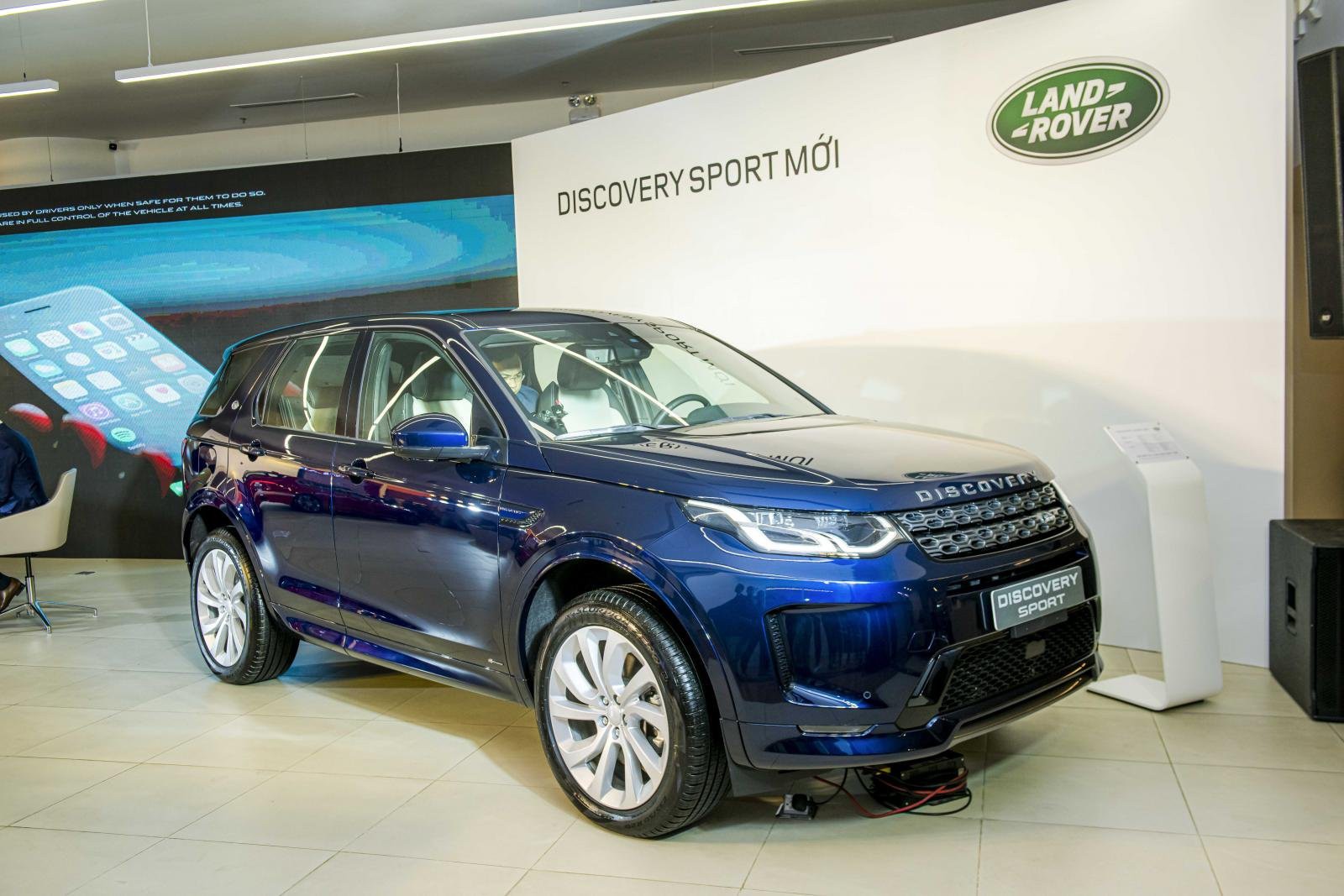 Jaguar Land Rover tung khuyến mãi đặc biệt cho khách hàng Việt Nam