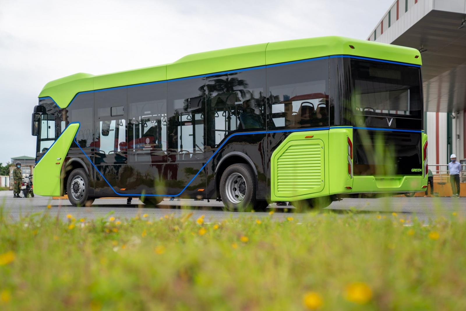 Sắp có xe buýt điện do VinFast sản xuất tại Việt Nam.
