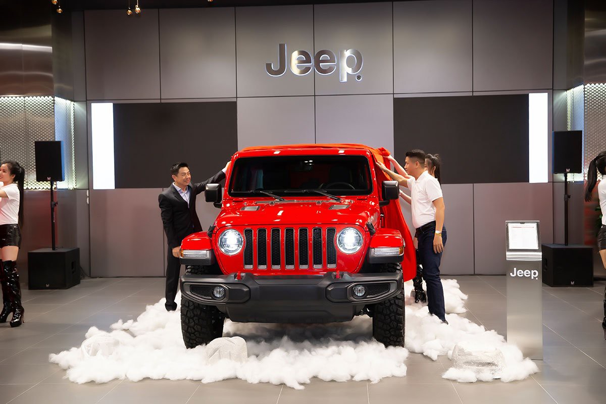 Jeep chính thức có đại lý tại Việt Nam, mở bán 2 mẫu xe.