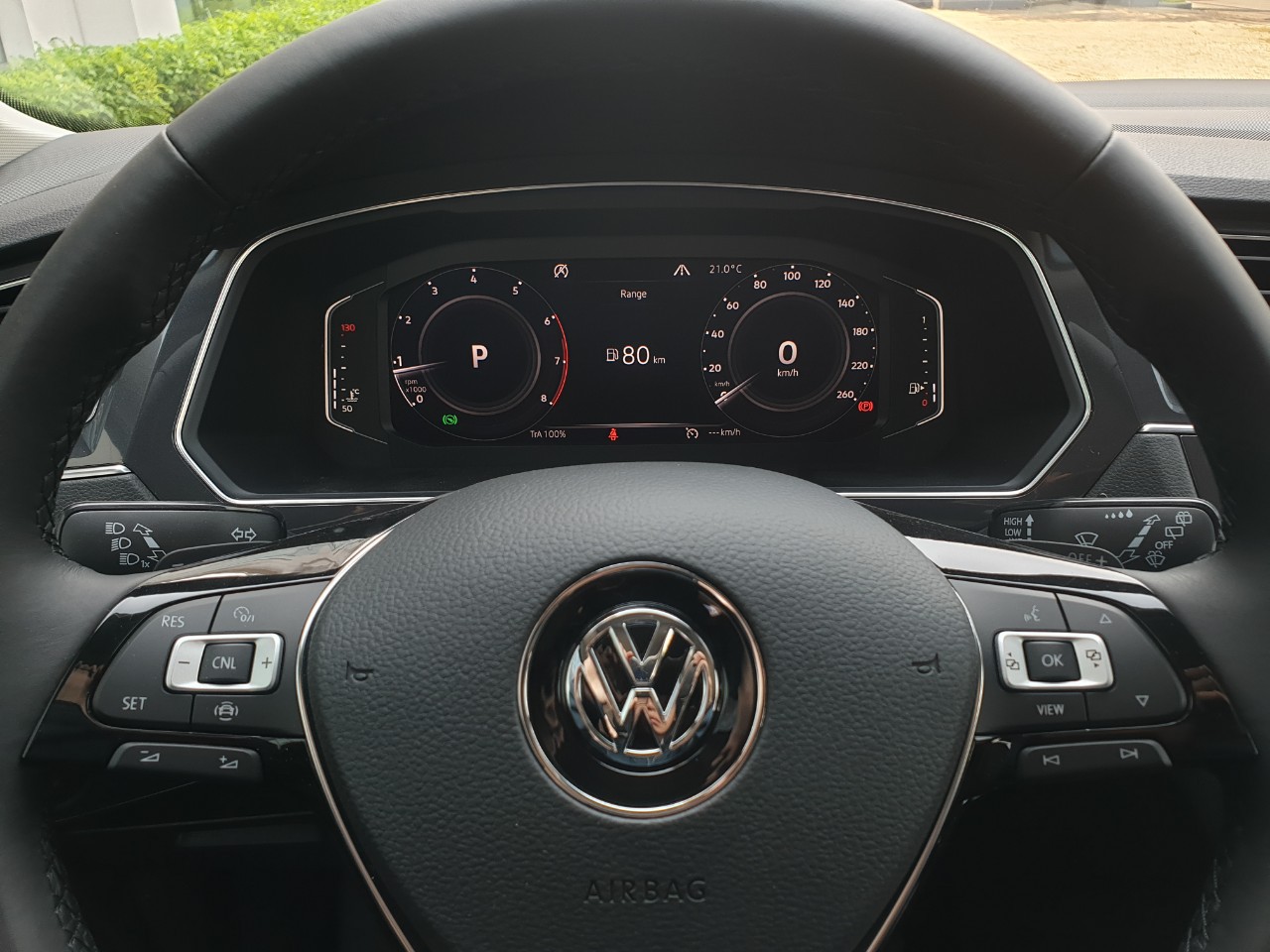 Cần bán Volkswagen Tiguan Elegance năm 2021, màu xám, nhập khẩu nguyên chiếc
