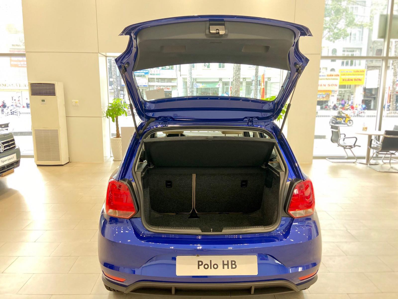Polo Hatchback tặng bảo hiểm vật chất 11tr - hỗ trợ vay đến 90%