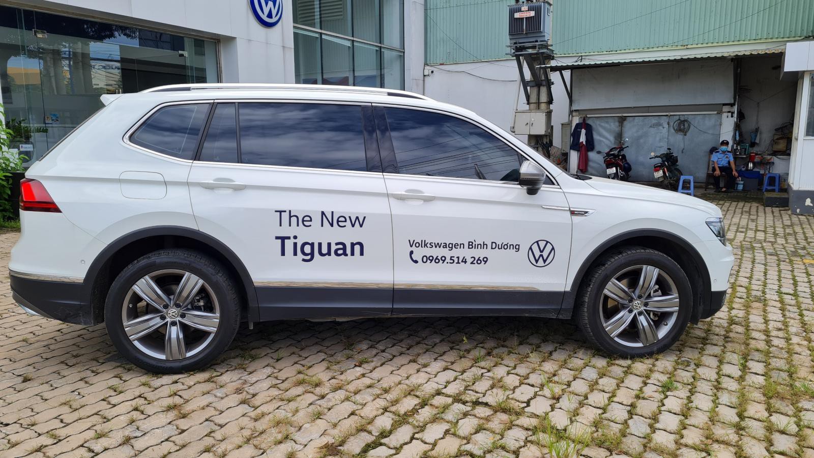 Chính chủ bán xe Volkswagen Tiguan Allsapce Luxury S
