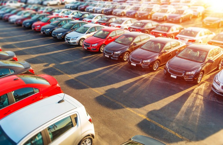 Lượng ô tô nhập khẩu thông quan trong tháng 10 tăng đột biến 1