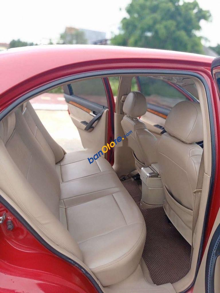 Bán xe Daewoo Gentra đời 2008, màu đỏ còn mới