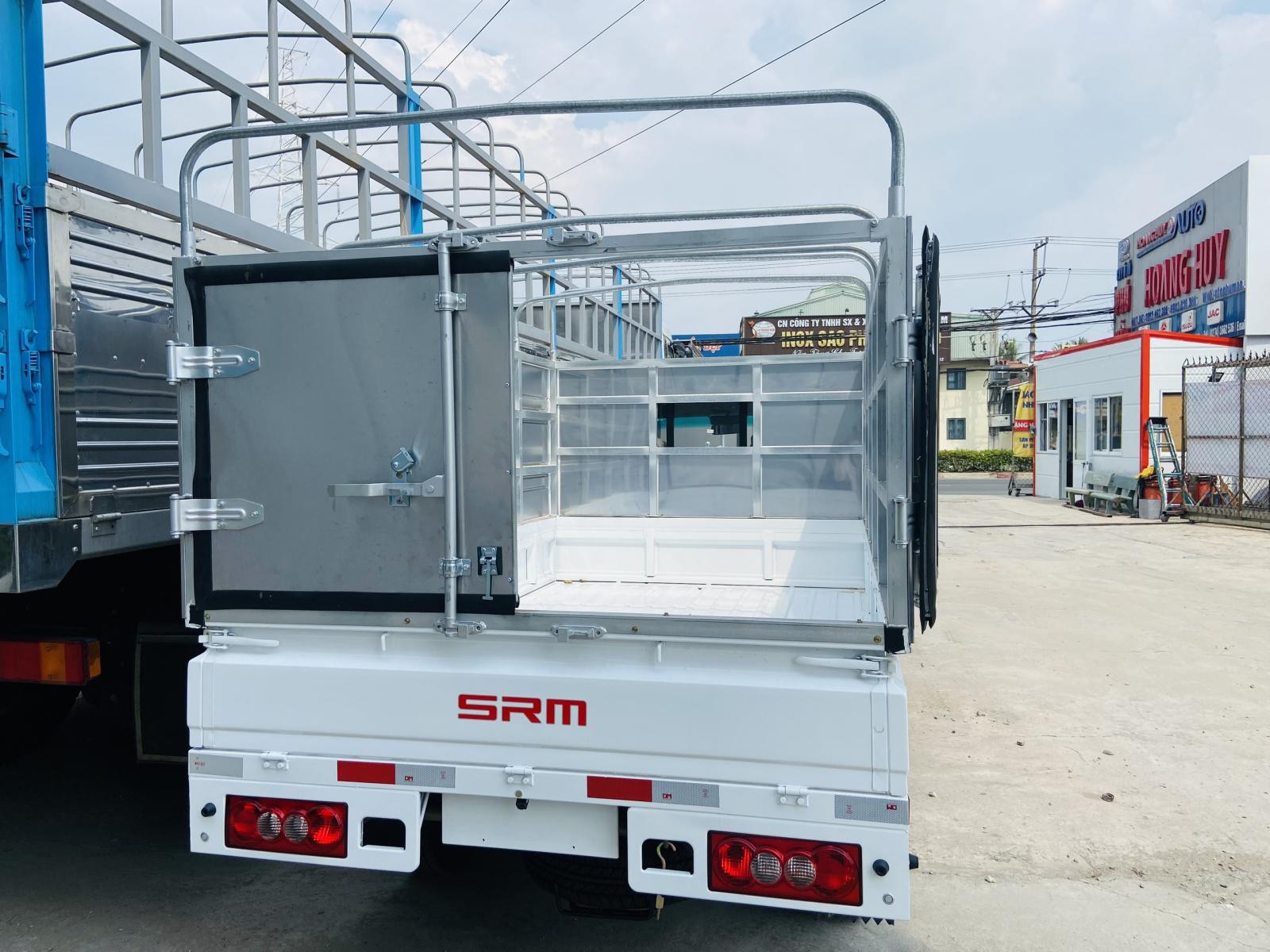 Xe tải 1 tấn - dưới 1,5 tấn 2022 - Dongben SRM T30 thùng dài 2m9 tải 930kg