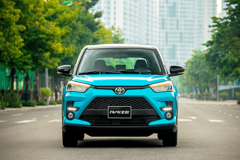 Xe Toyota Raize thể hiện phong cách mạnh mẽ, khỏe khoắn và hầm hố