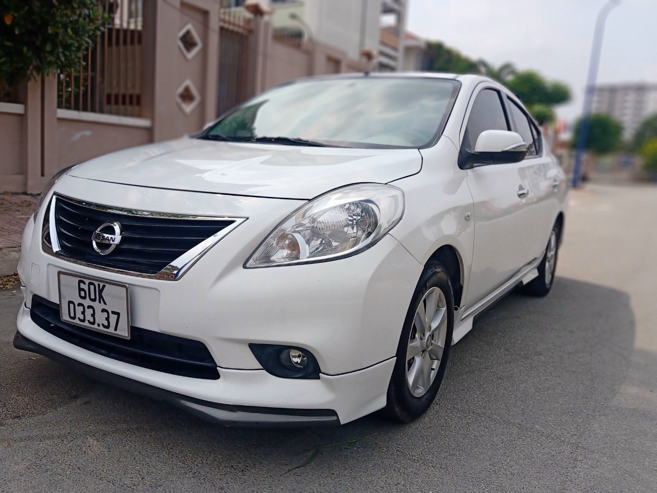 Bán rẻ Nissan Sunny Premium 2019 Zin A-Z độ full options rất đẹp!