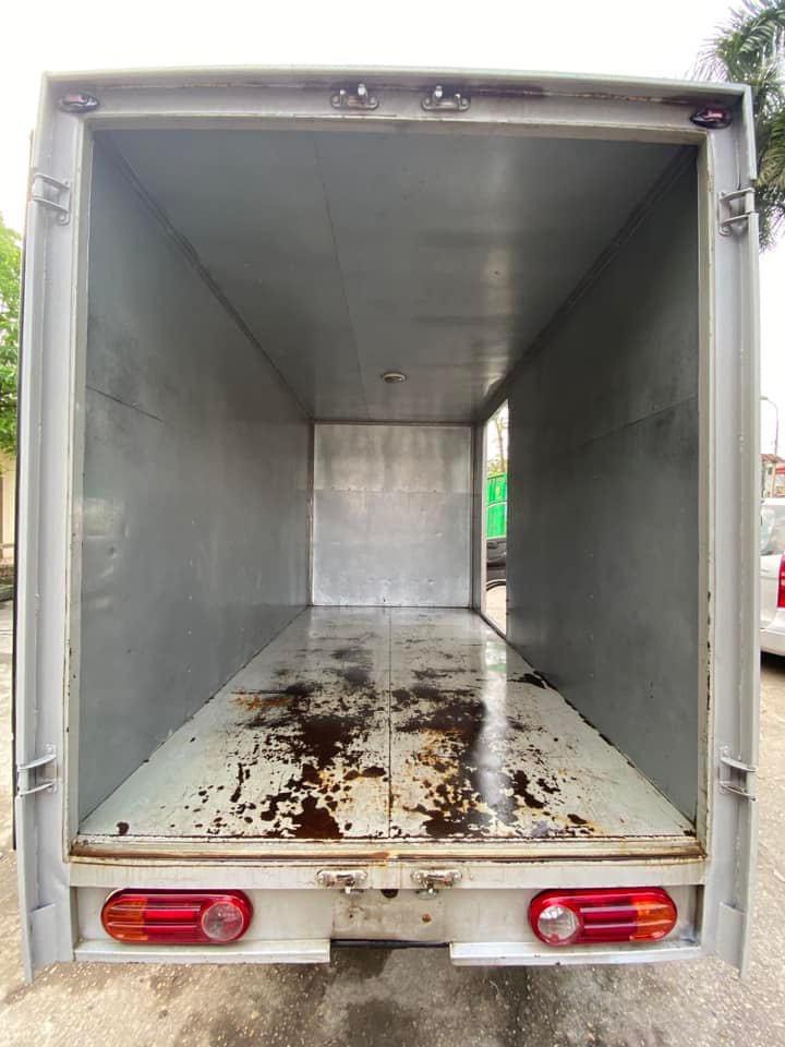 Bán xe Huyndai H100,tải thùng kín đời 2016.Xe gia đình sử sụng giữ gìn,chạy ít 7 vạn km