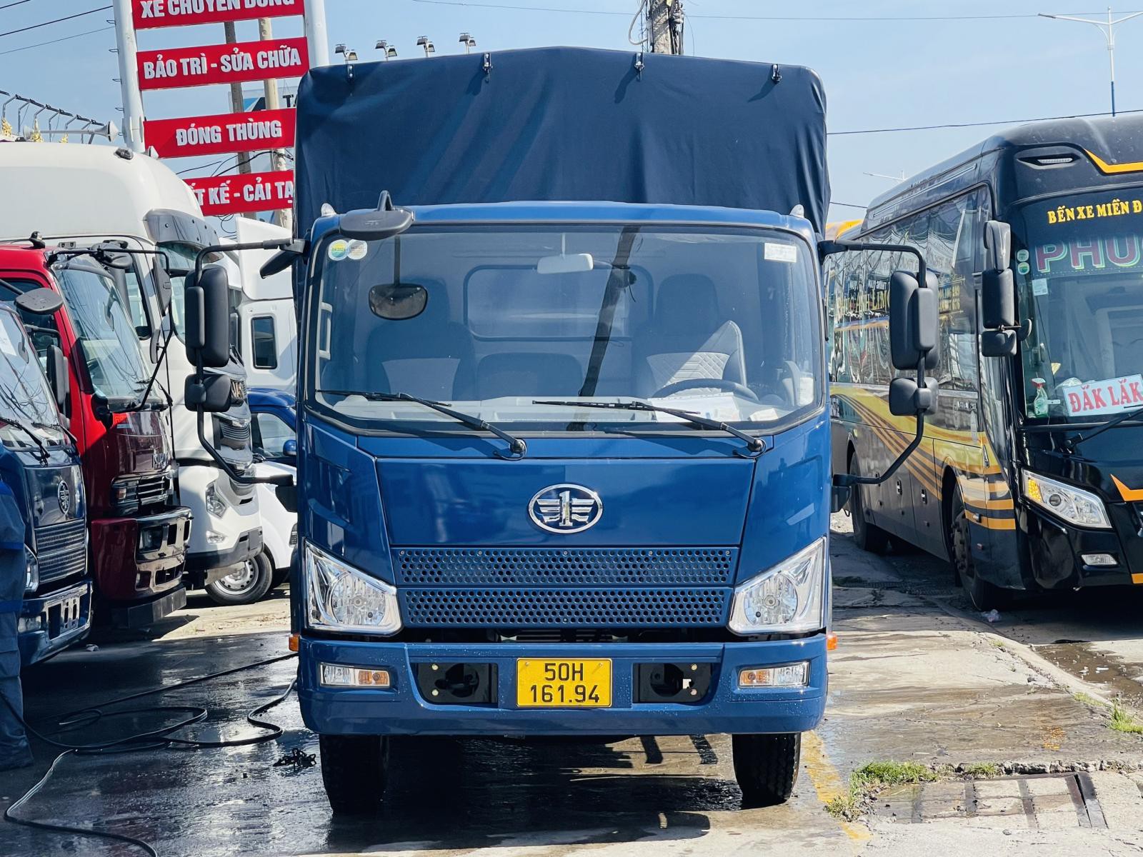 xe tải faw tiger 8 tấn thùng 6m3 , hỗ trợ vay cao 80% , trả trước chỉ 180 triệu