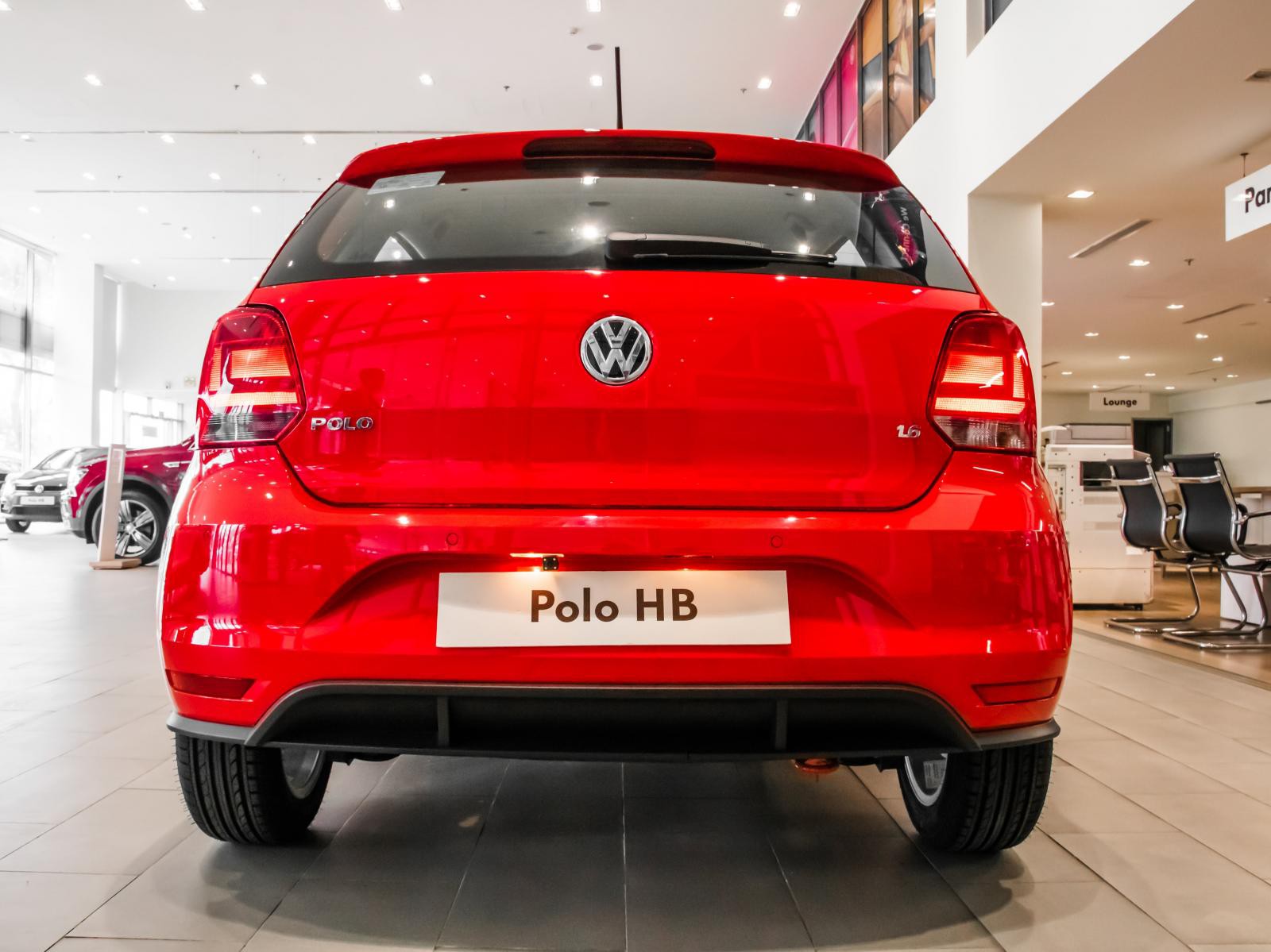 Cần bán Volkswagen Polo 2022 Màu đỏ, tặng phí trước bạ Lái thử tận nha và nhiều ưu đãi hấp dẫn