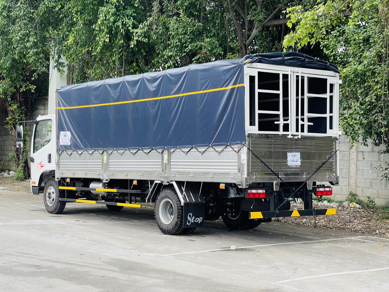 xe tải faw 8 tấn thùng inox 6m2 động cơ weichai 140 mã lực giá 500 triệu