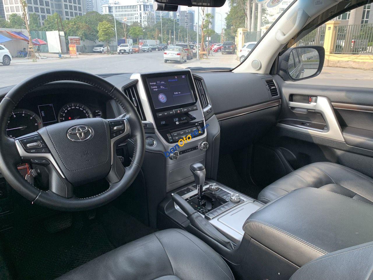 Toyota Land Cruiser 2019 - Cần bán lại xe màu đen
