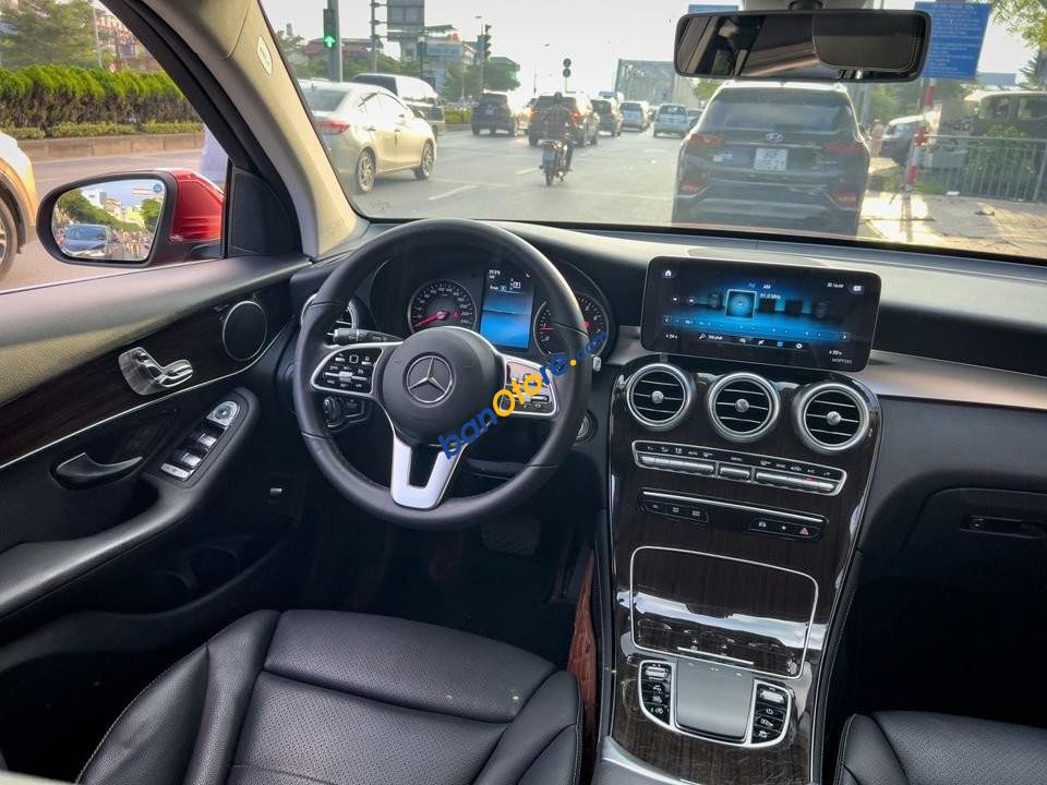 Mercedes-Benz GLC 200 2019 - Màu đỏ, xe nhập