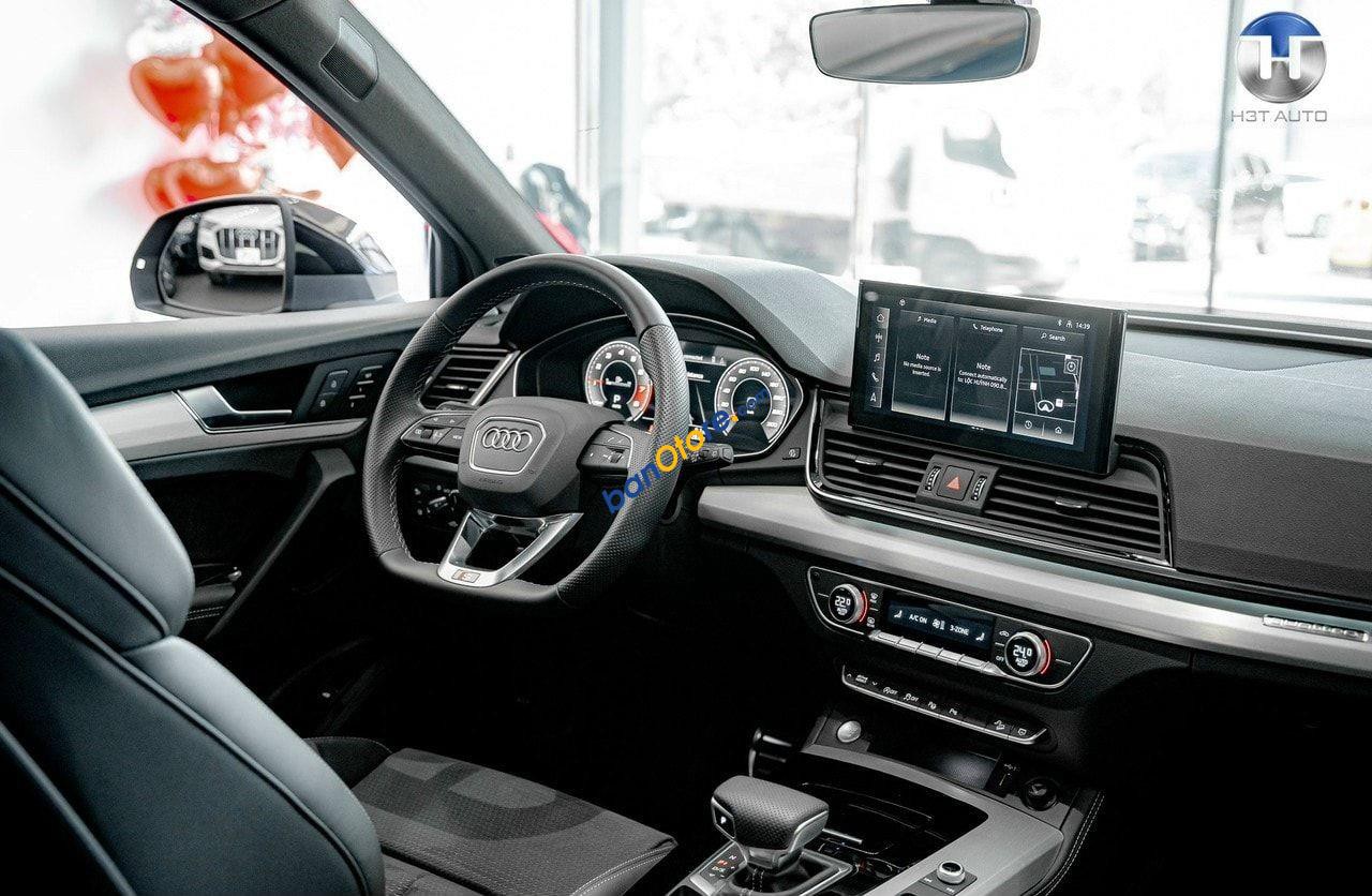 Audi Q5 2022 - Màu đen, nhập khẩu
