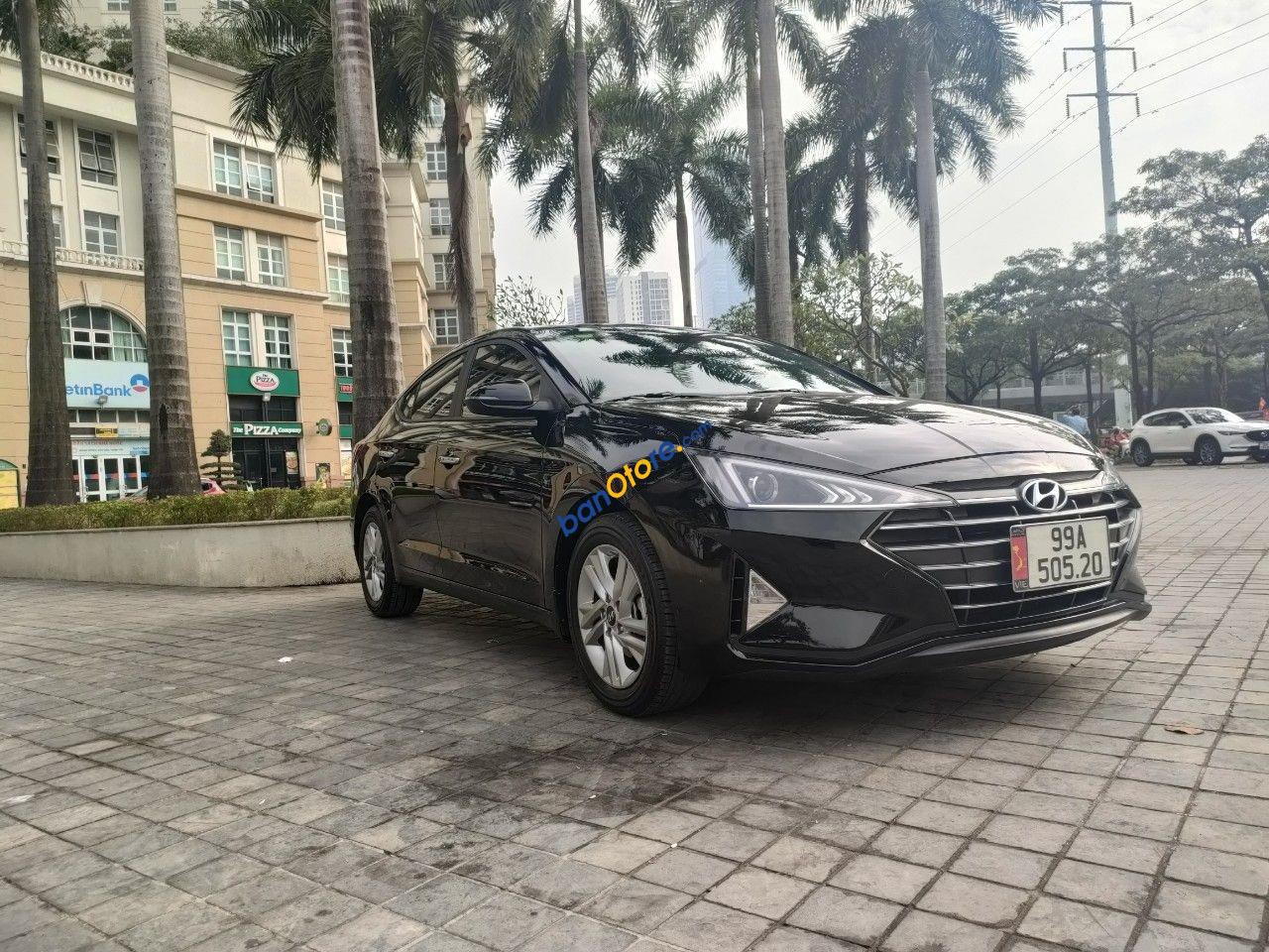 Hyundai Elantra 2021 - Giá 610tr