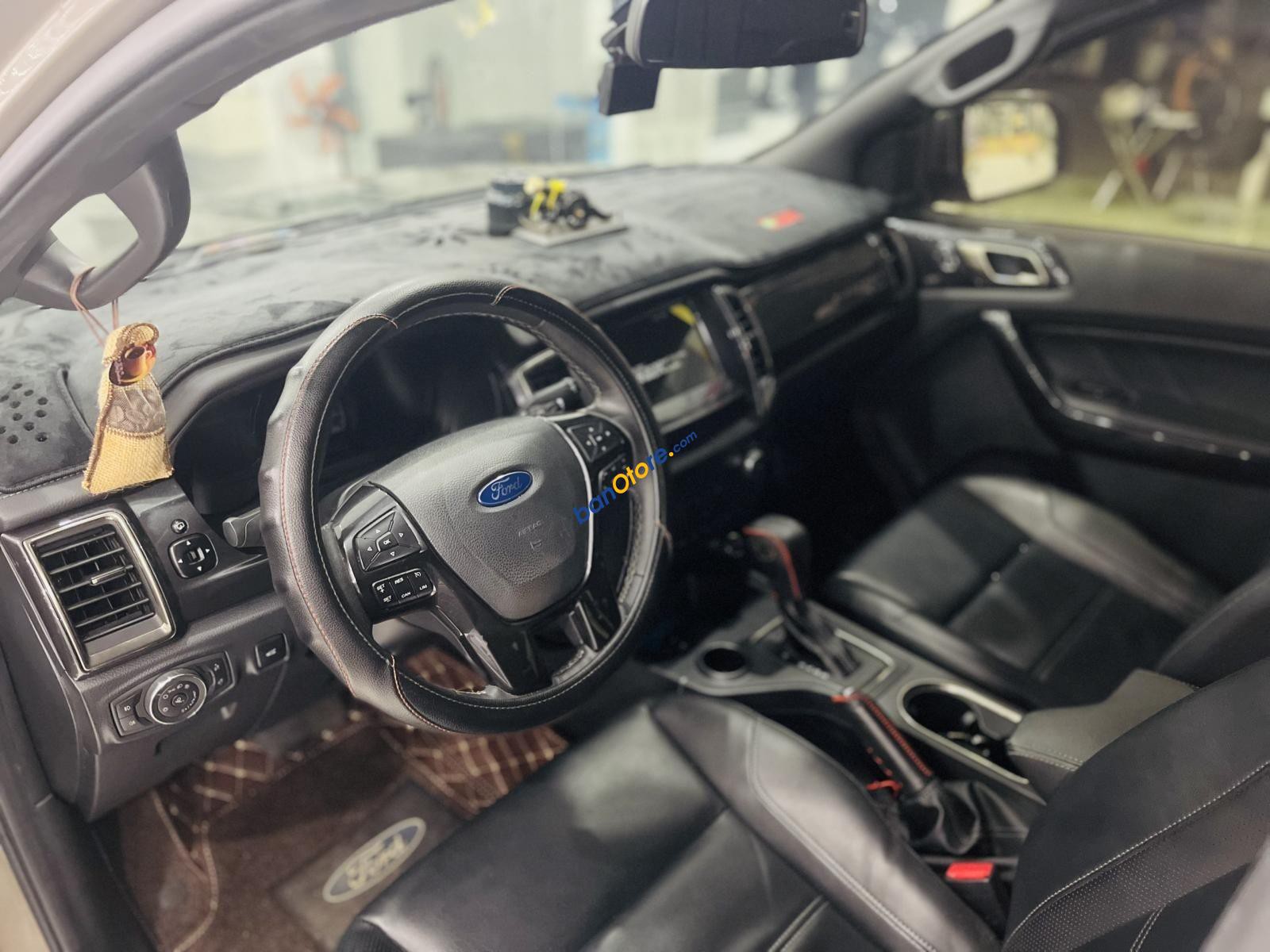 Ford Everest 2020 - Xe đẹp như mới - Nhiều đồ chơi