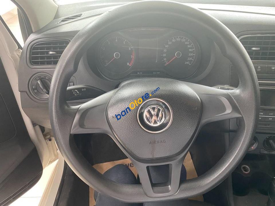 Volkswagen Polo 2015 - Volkswagen Polo 2015 số tự động