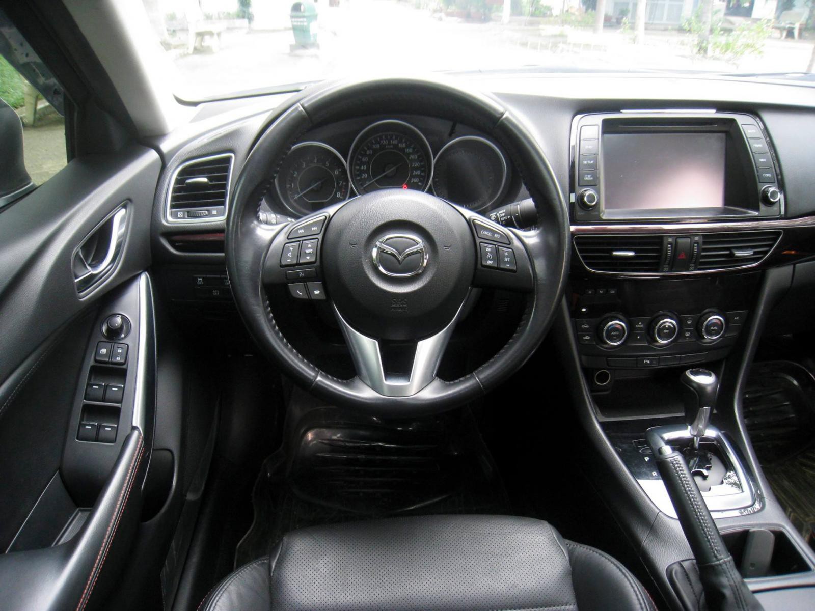 Mazda 6 2016 - Chính chủ Bán Mazda 6 Màu Trắng Biển TP.HCM