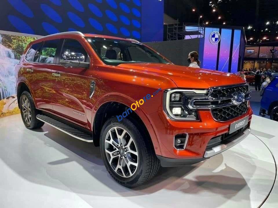 Ford Everest 2023 - Giao xe ngay - Tặng phụ kiện