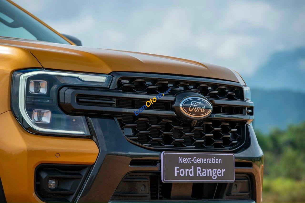 Ford Ranger 2023 - Giá cực sốc - Tặng nắp thùng - Giao xe toàn quốc