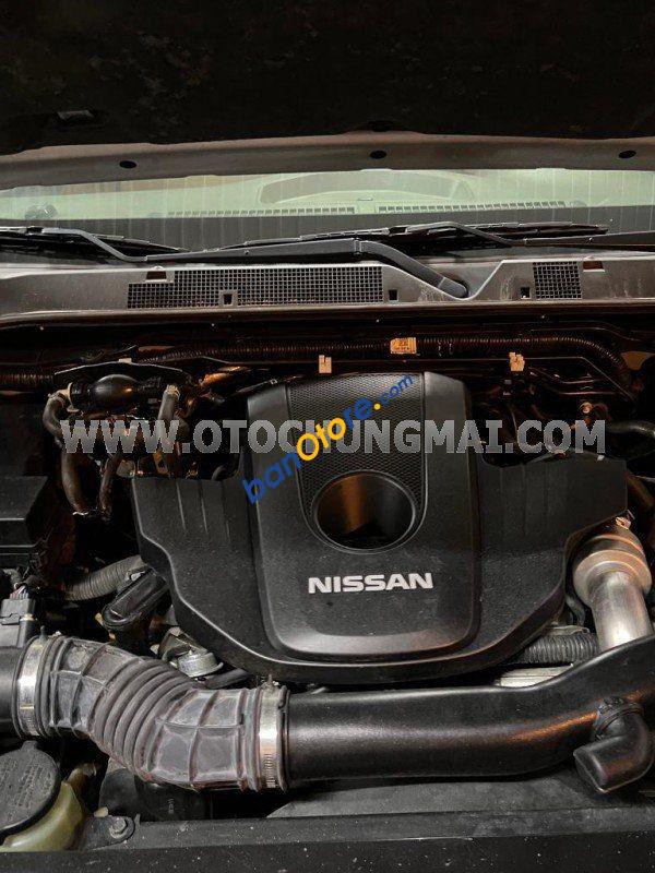 Nissan Navara 2017 - Xe màu bạc, nhập khẩu 