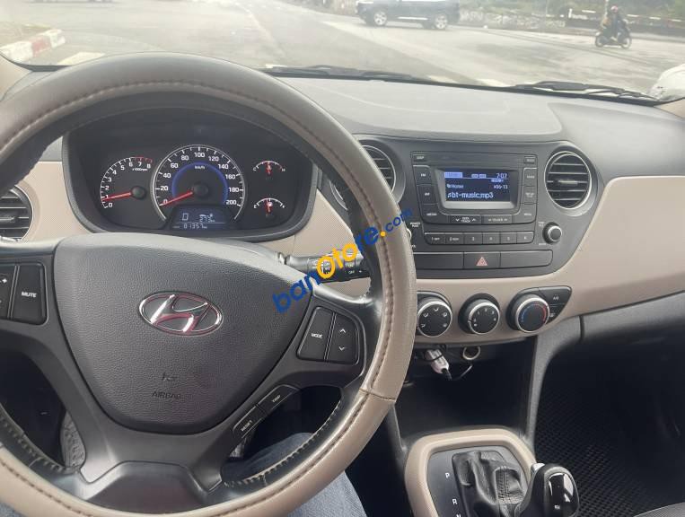 Hyundai Grand i10 2014 - Màu trắng còn mới giá hữu nghị