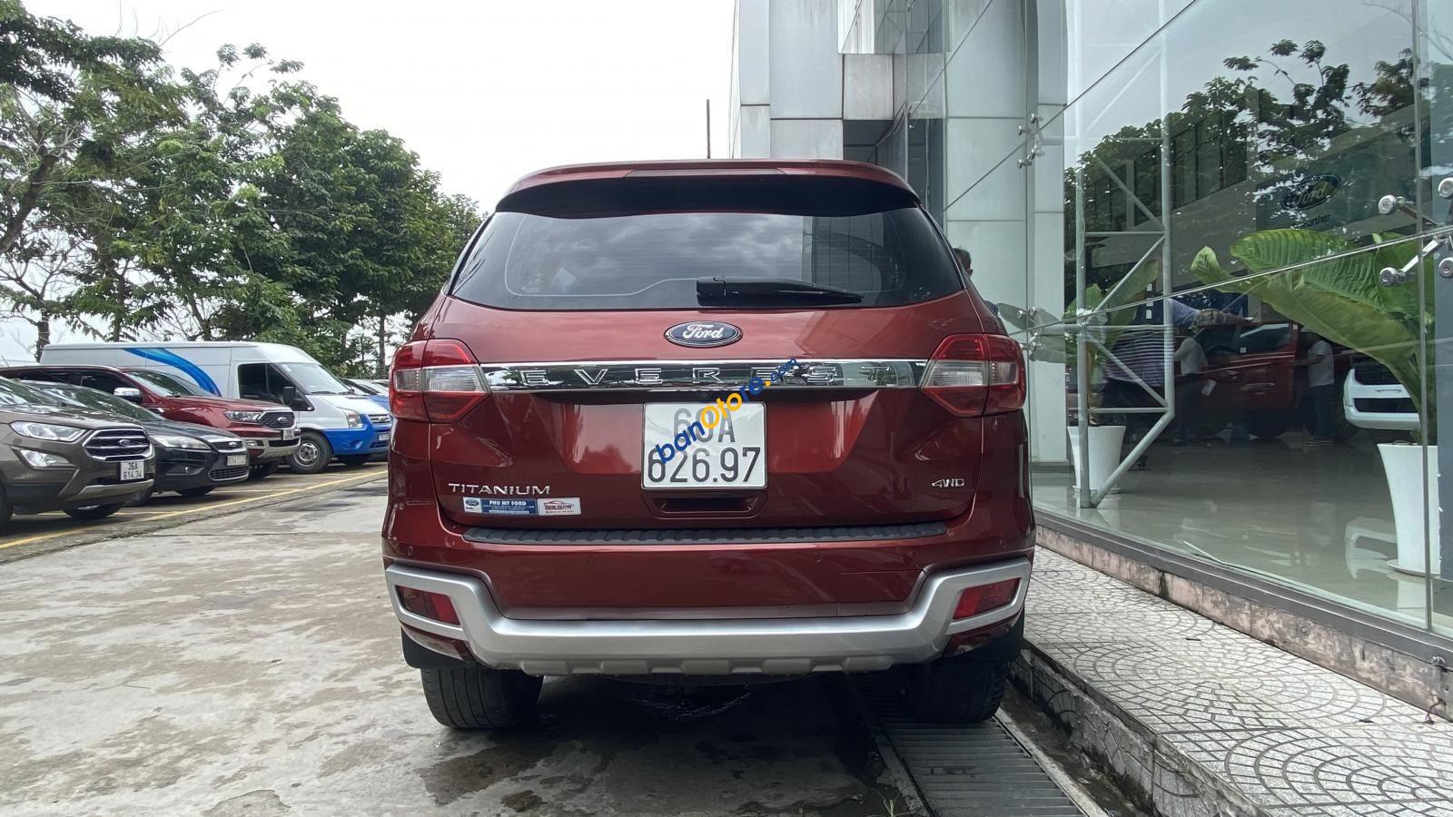 Ford Everest 2019 - Màu đỏ