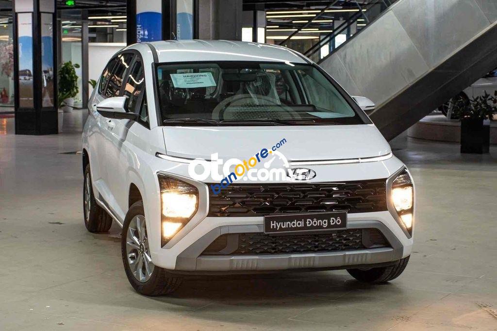 Hyundai Stargazer 2022 - Giảm 100% trước bạ