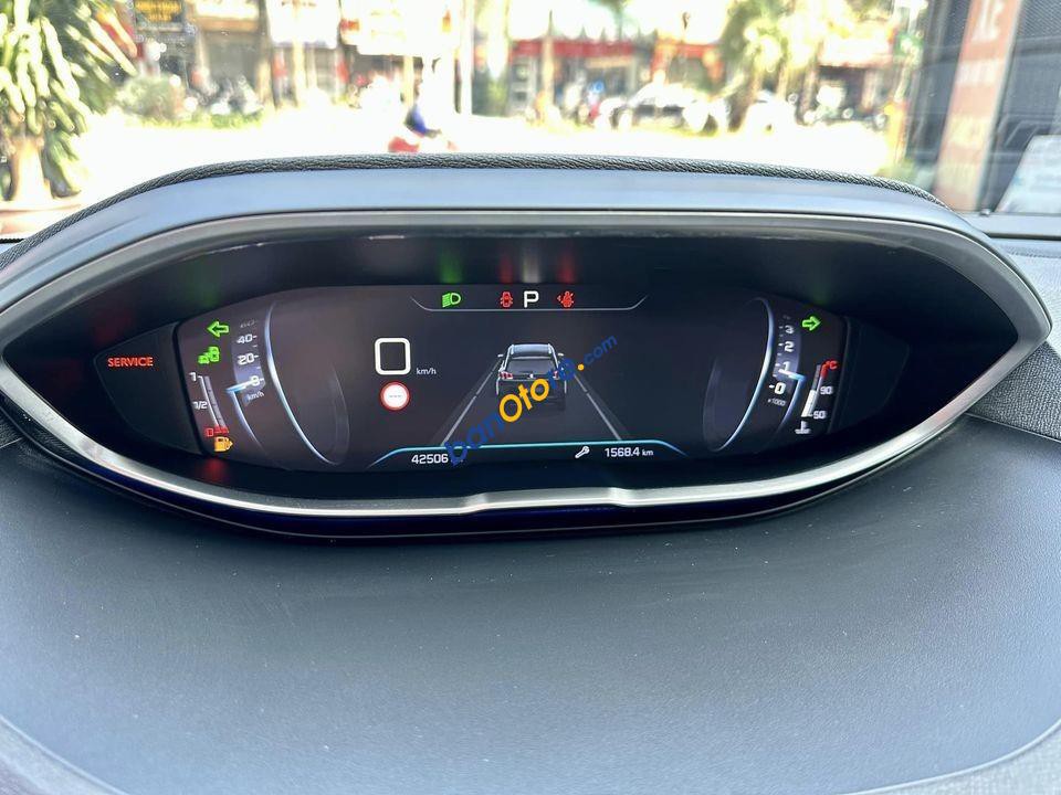 Peugeot 5008 2018 - Xe rất mới, chạy 4 vạn km