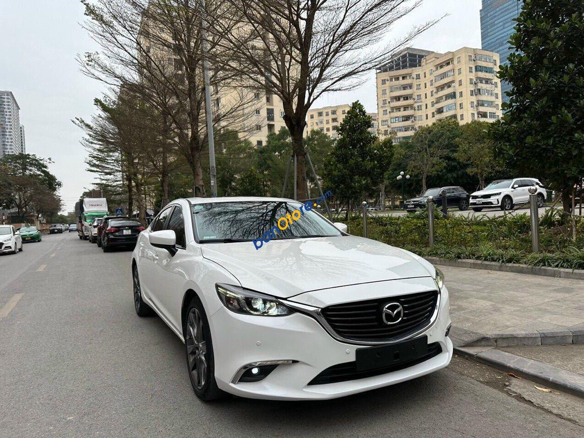 Mazda 6 2020 - Cần bán xe gia đình giá 699tr