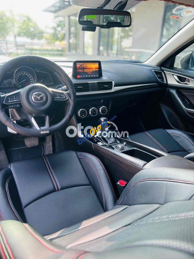 Mazda 3 Bán    2018 Siêu đẹp 2018 - Bán MAZDA 3 hatchback 2018 Siêu đẹp