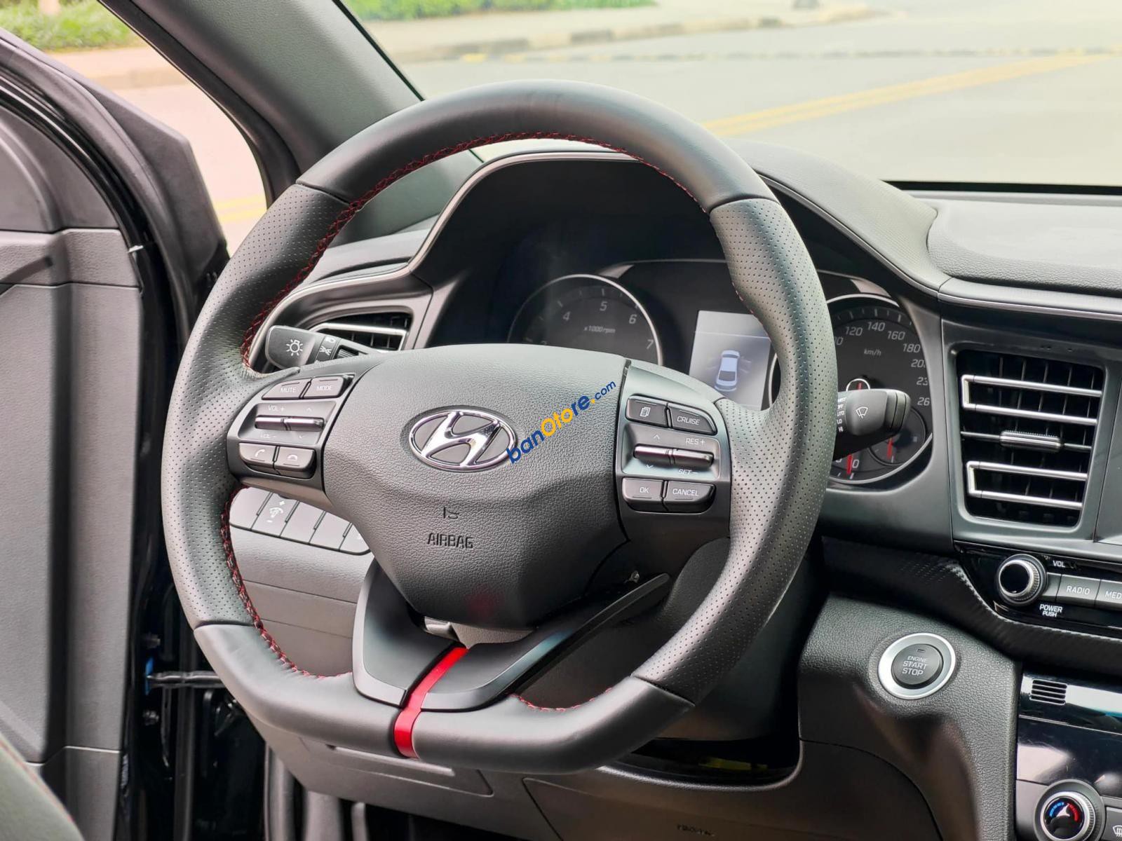 Hyundai Elantra 2020 - Xe biển tỉnh đã rút hồ sơ