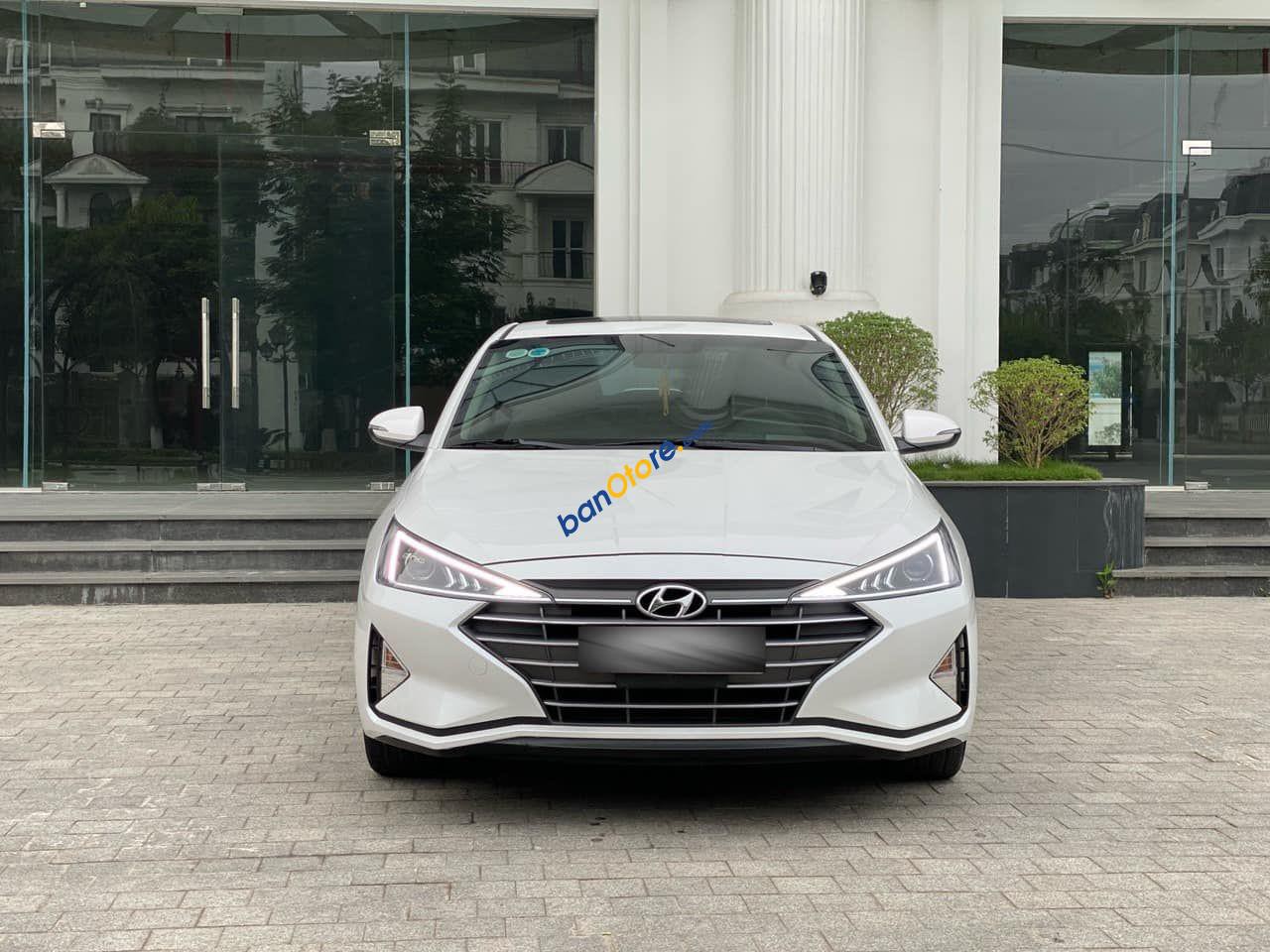 Hyundai Elantra 2021 - Hyundai Elantra 2021