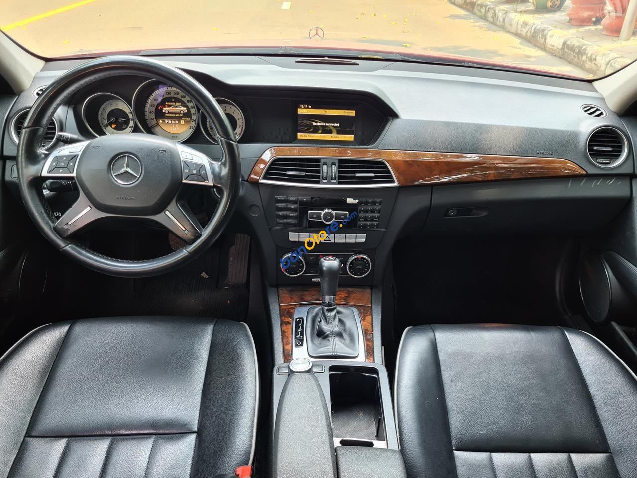 Mercedes-Benz C 250 2013 - Màu đỏ - xe đẹp giá tốt