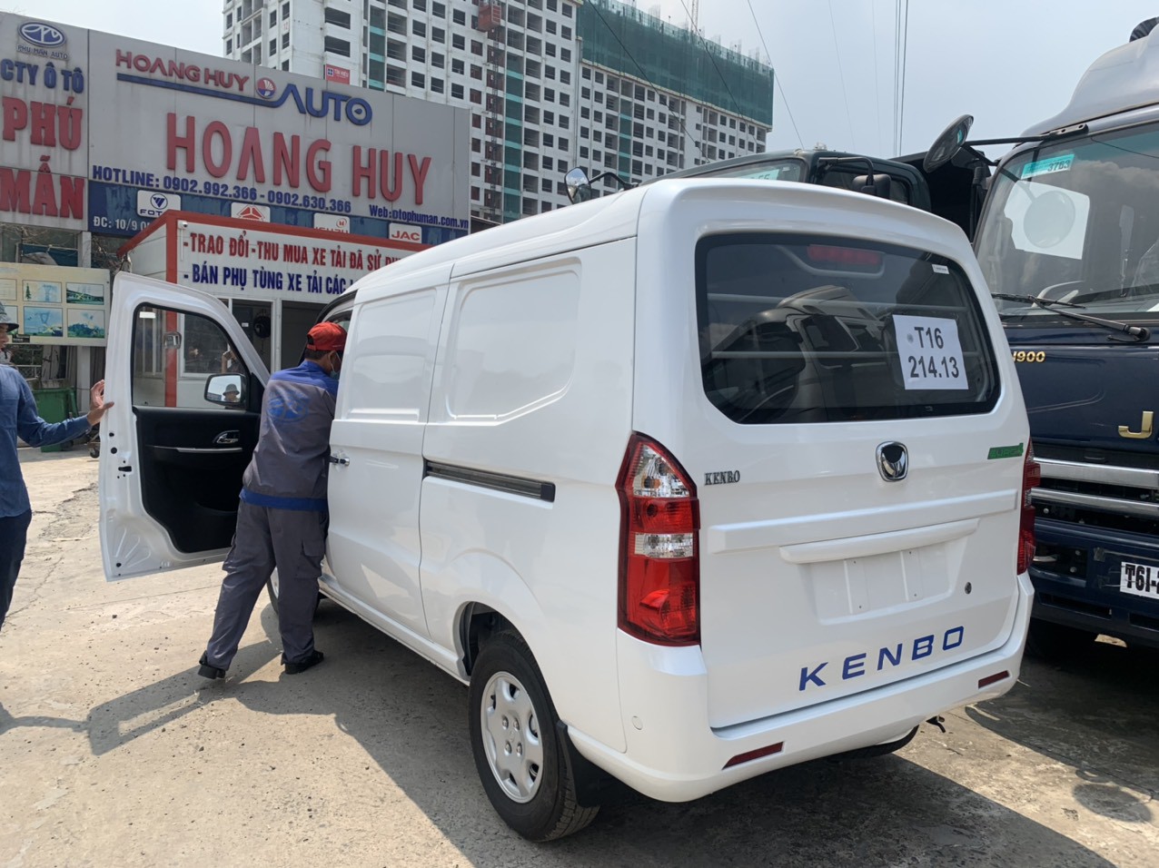 Chiến Thắng Kenbo 2023 - Xe tải van nhiều chỗ giao ngay giá tốt