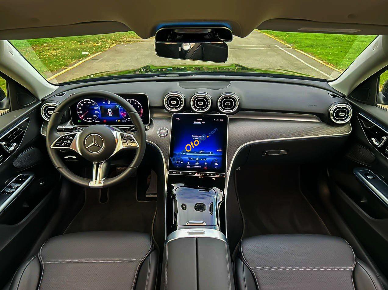 Mercedes-Benz 2023 - Xe đẹp như mới, 1 chủ từ đời đầu