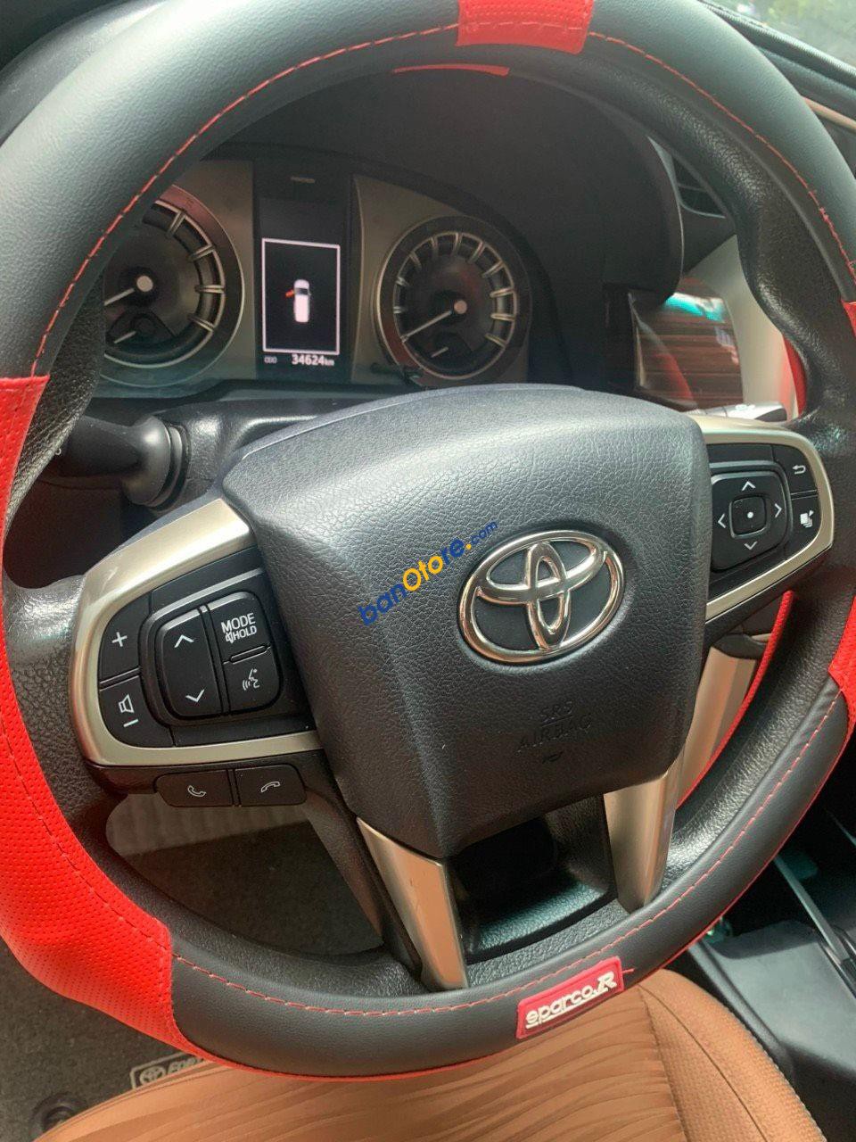 Toyota Innova 2018 - Số tự động còn rất mới