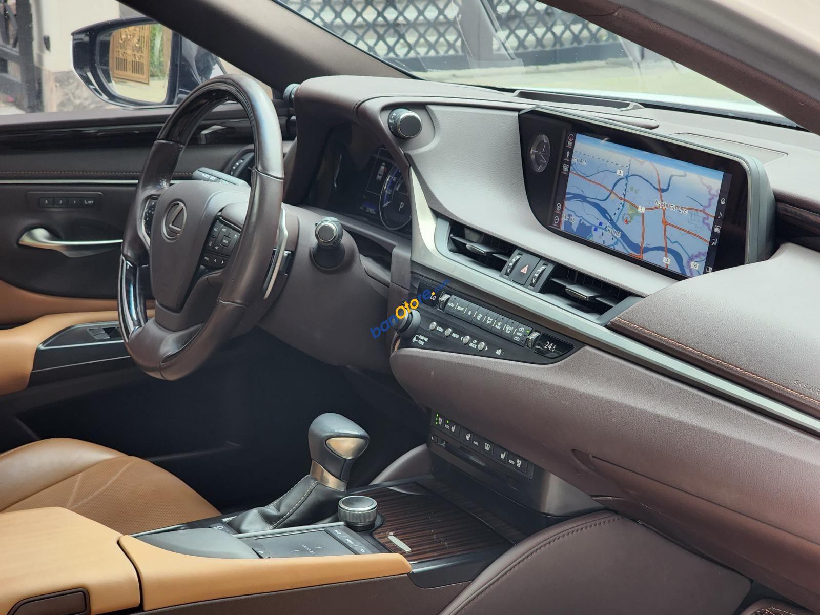 Lexus ES 250 2019 - đăng ký lần đầu 2020
