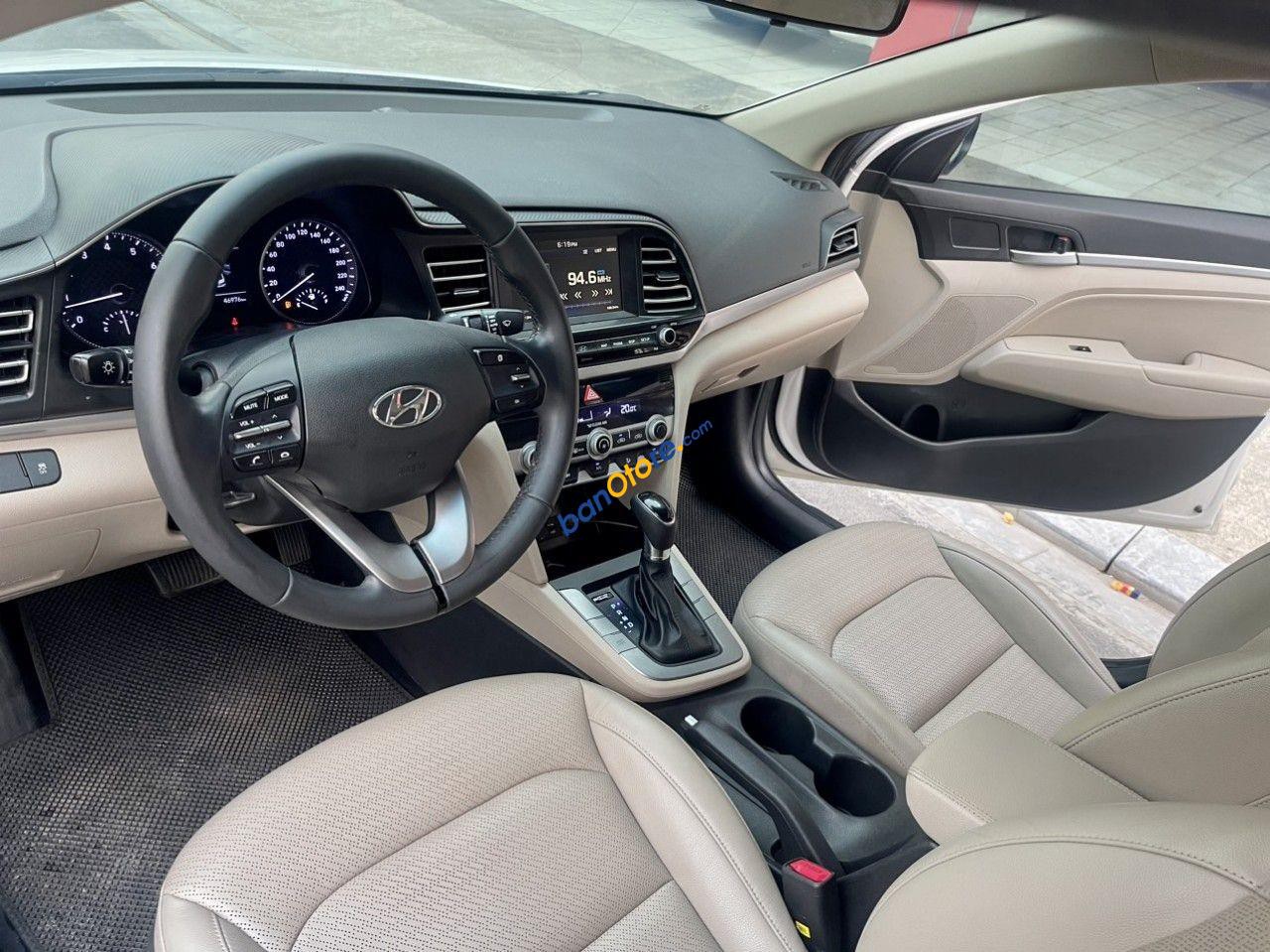 Hyundai Elantra 2019 - Giá 485 tr           