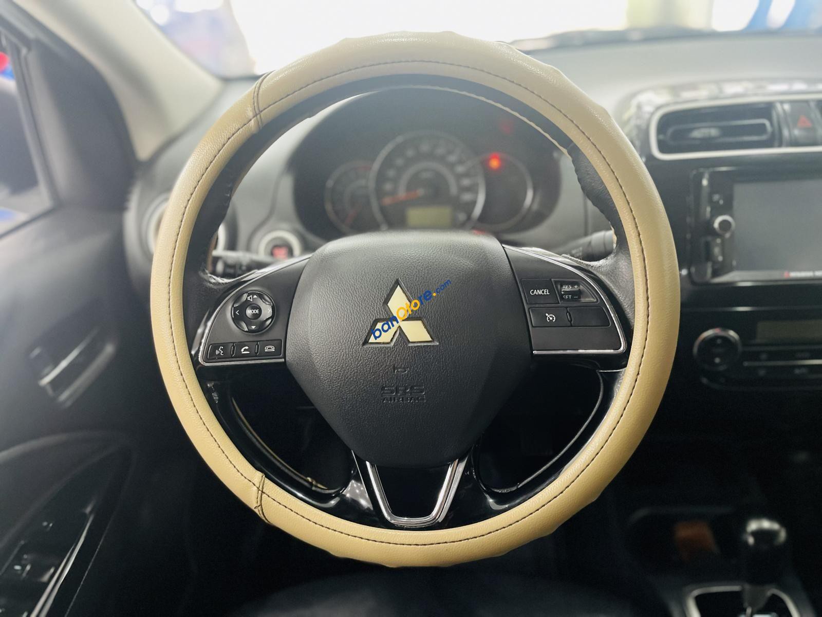 Mitsubishi Attrage 2019 - Odo 10 vạn km, giá 328 triệu đồng