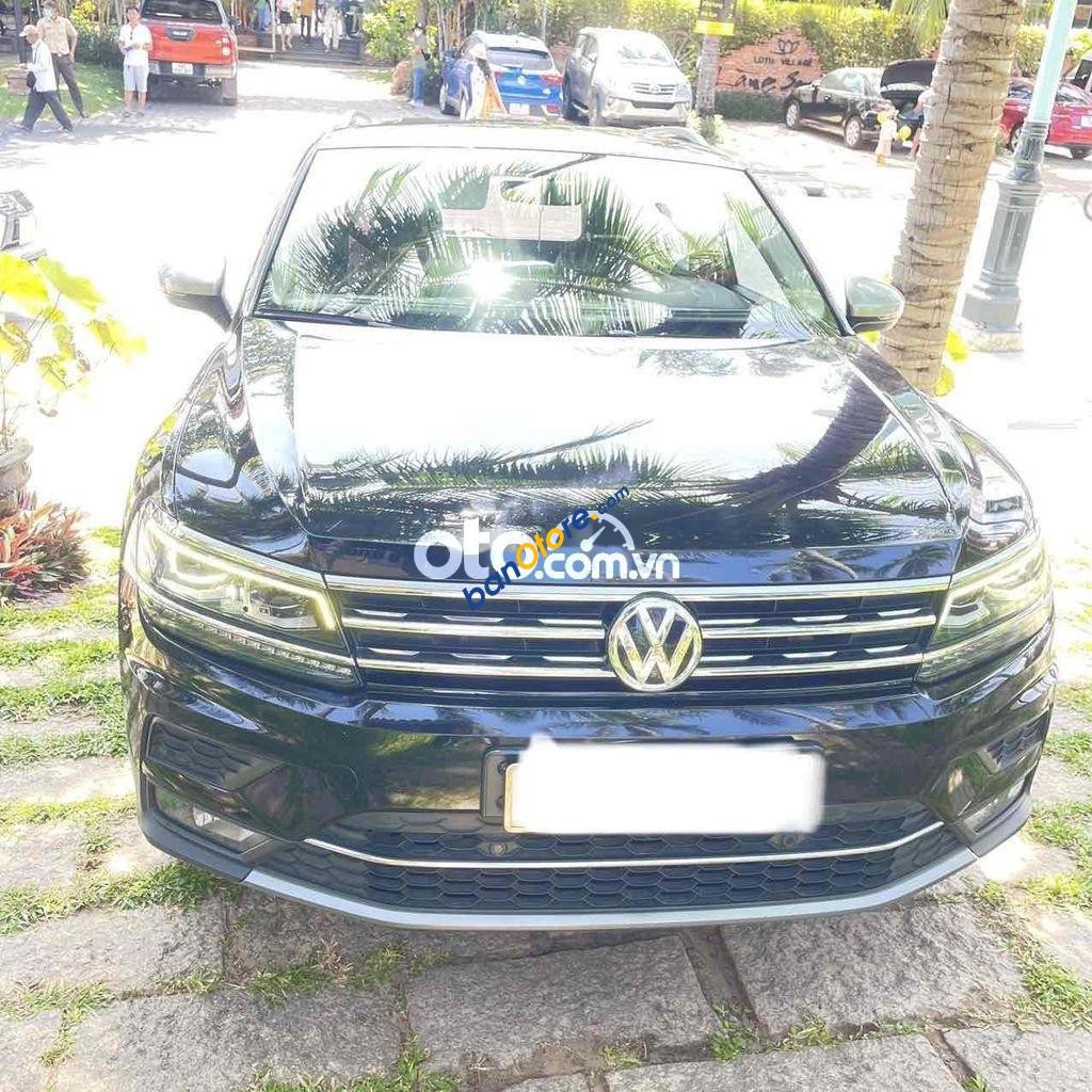 Volkswagen Tiguan Bán xe  teramont 2018 màu đen biển Sài 2018 - Bán xe Volkswagen teramont 2018 màu đen biển Sài
