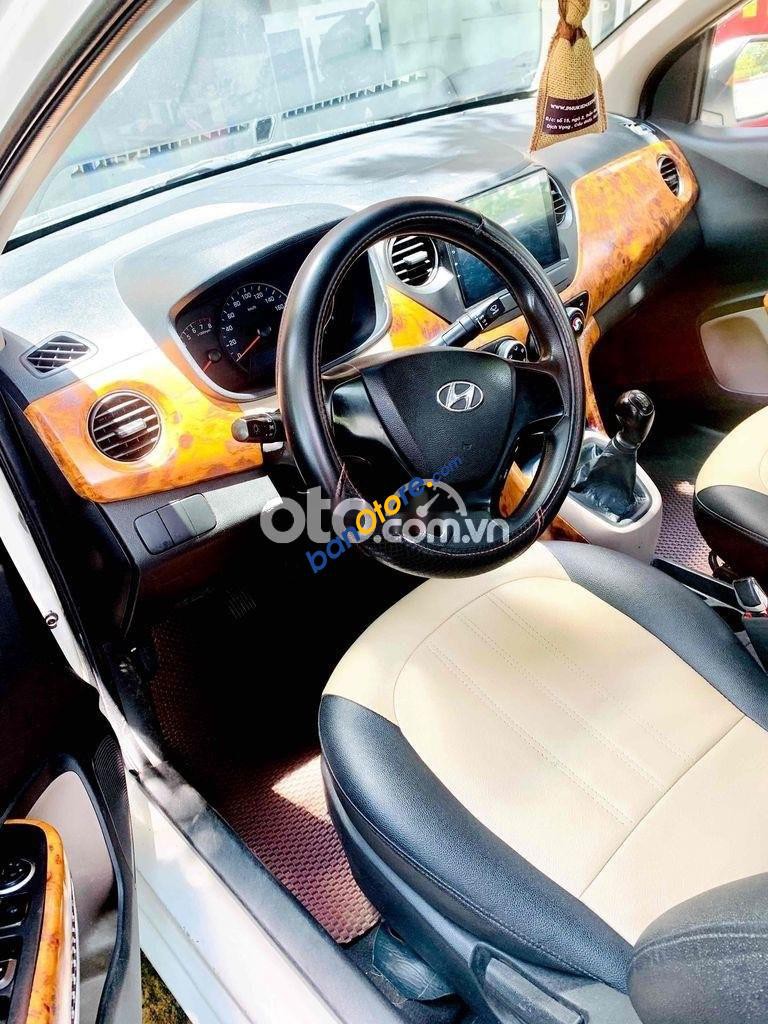 Hyundai Grand i10 cần bán xe i10  nhập 2016 210tr 2016 - cần bán xe i10 sedan nhập 2016 210tr