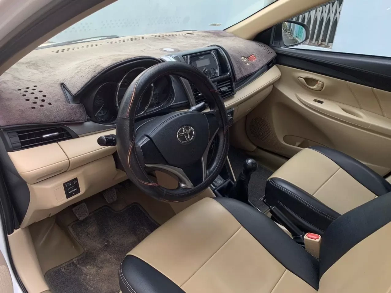 Toyota Vios 1.5E MT 2018 - Cần bán xe Toyota Vios 1.5E MT 2018, màu trắng
