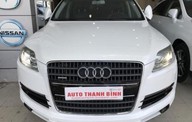 Audi Q7 42 2006 - Cần bán lại xe Audi Q7 42 sản xuất 2006, màu trắng, xe gia đình giá 880 triệu tại Tp.HCM