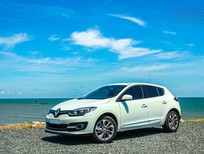 Bán Renault Megane 1.6 CVT 2015 - Bán ô tô Renault Megane 1.6 CVT đời 2015, màu trắng, nhập khẩu nguyên chiếc, 980 triệu