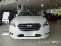 Cần bán xe Subaru Legacy 2.5i-S AT 2015 - Cần bán gấp Subaru Legacy 2.5i-S AT sản xuất 2015, màu trắng, giá cực tốt